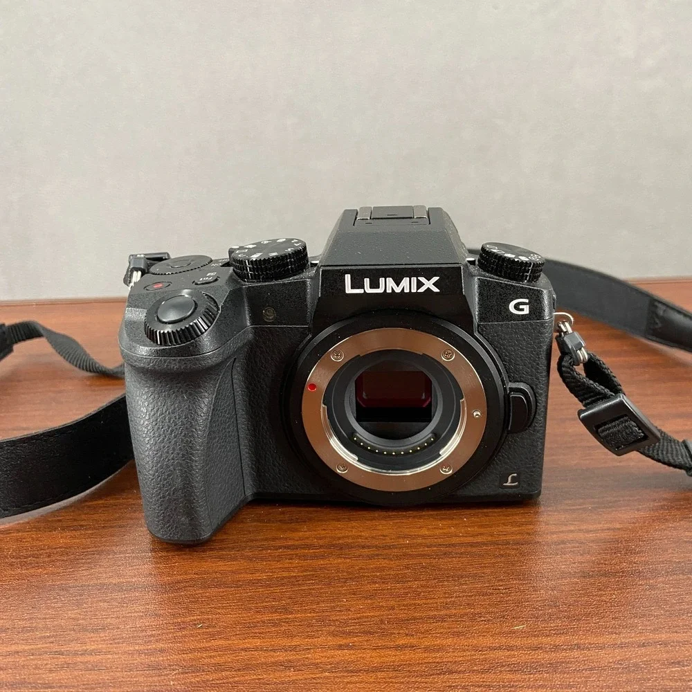 Panasonic Lumix G7 DMC-G7 16MP Mirrorless Camera Body w/ Charger & 128GB SD